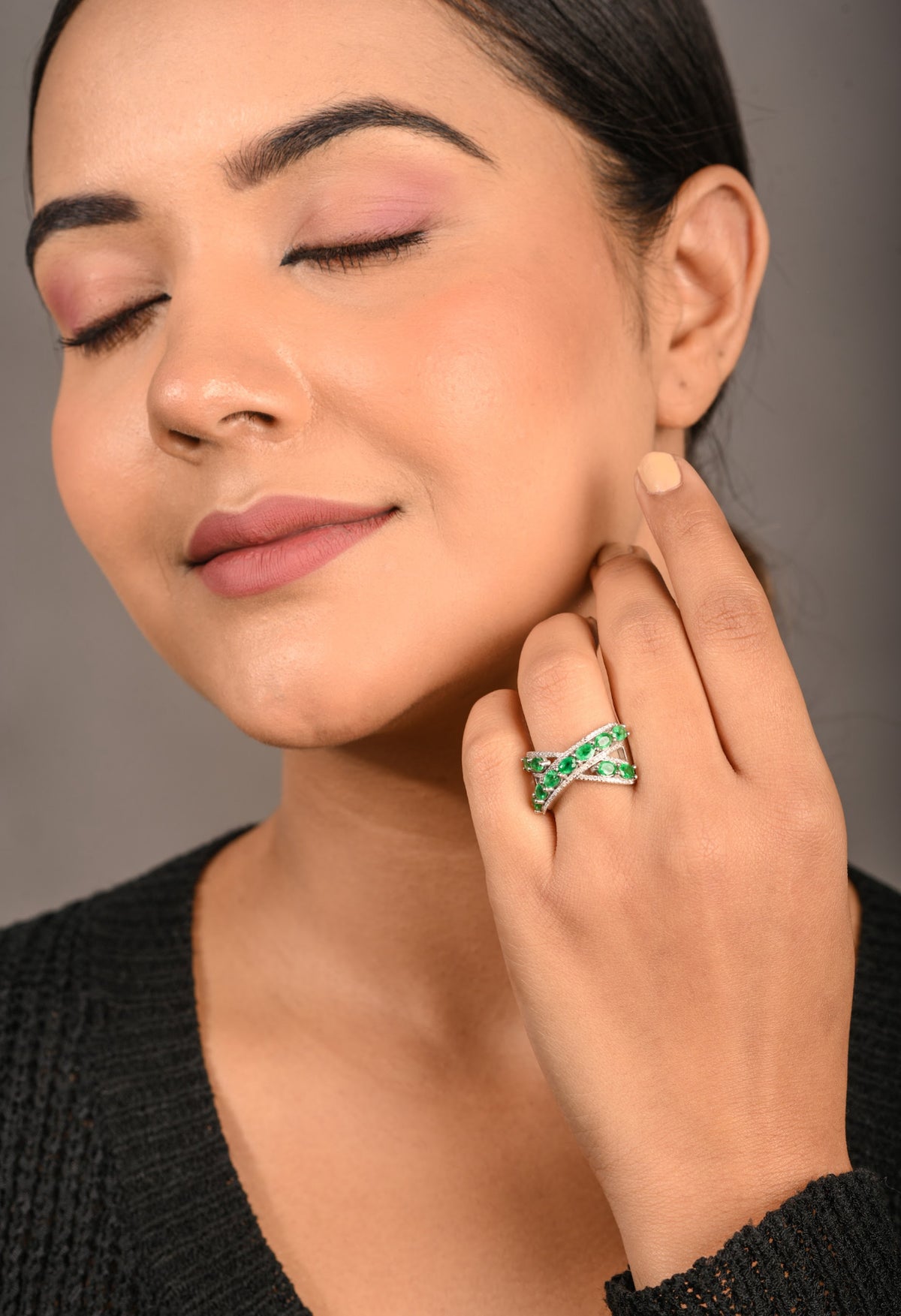 INFINITY EMERALD AND DIAMOND RING