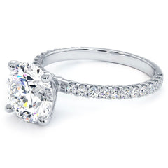 ROUND DIAMOND ENGAGEMENT RING