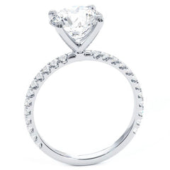 ROUND DIAMOND ENGAGEMENT RING